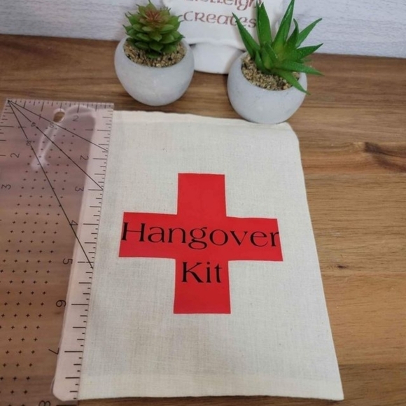 Hangover Kit bag - Picture 2 of 4